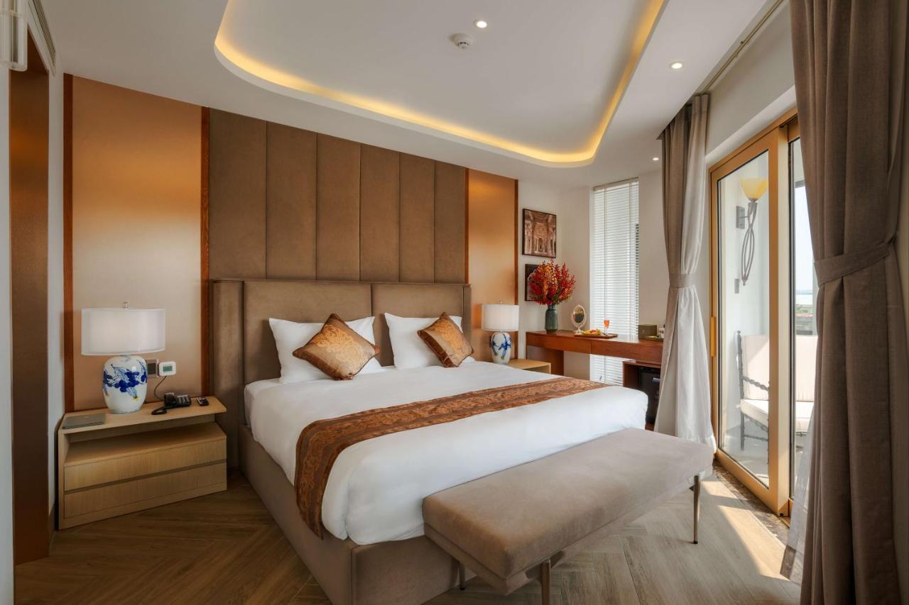Ngon Avatar Hotel Плейку Экстерьер фото